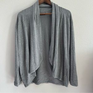 Cyrus Woman 1X medium weight grey open front cardigan sweater